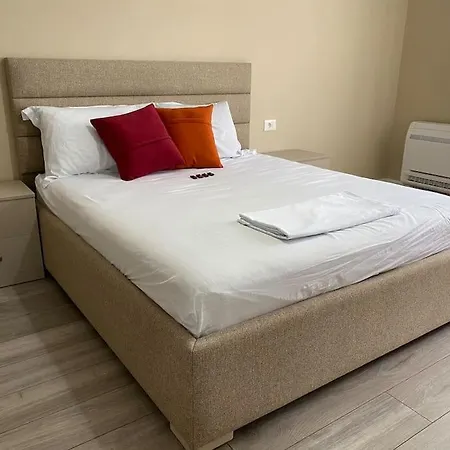 Cozy Flat Appartments In Appartement Tirana