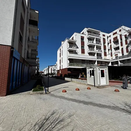 Cozy Flat Appartments In Тирана