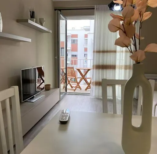 Cozy Flat Appartments In Тирана